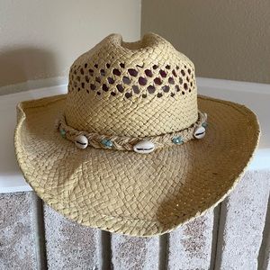 Women straw hat